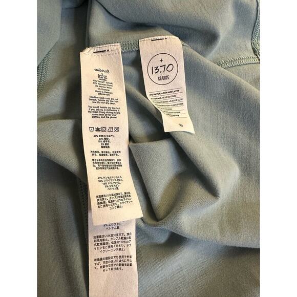 Allbirds Women's Natural Run Mid Layer 1/4 Zip Active Top Size S Green Hush NWT - Picture 8 of 8